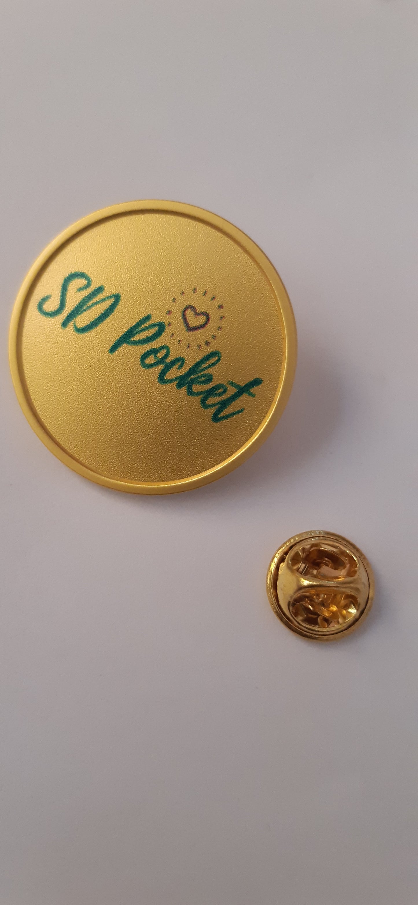 Broche personalizado