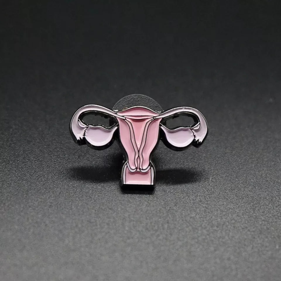 Broche de útero